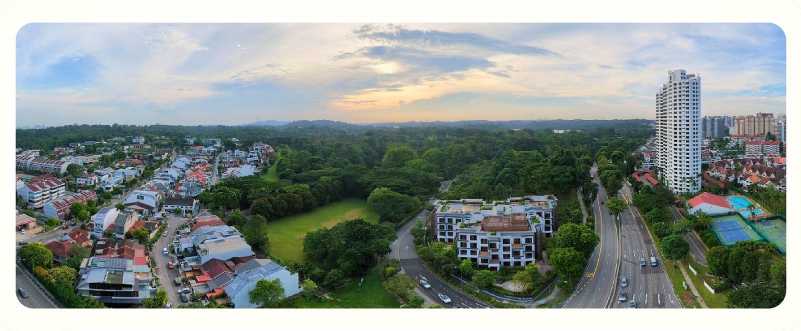 Panoramic view from Thomson Reserve towards the nature reserve and greenery